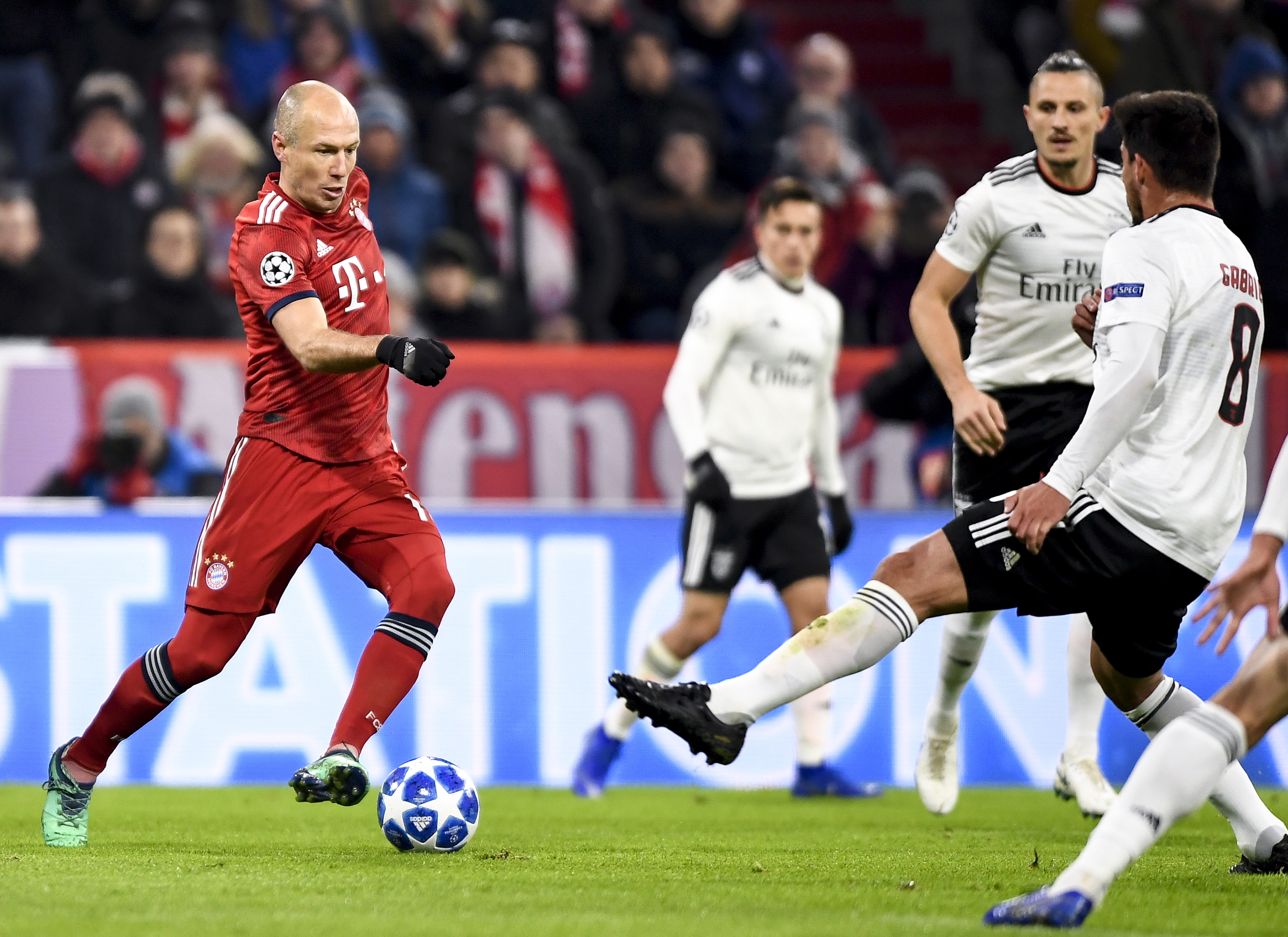 带队乌拉圭1-5惨败美国遭质疑，贝尔萨：全部责任由我承担（乌拉圭1-5不敌美国遭质疑，贝尔萨：我承担全部责任）