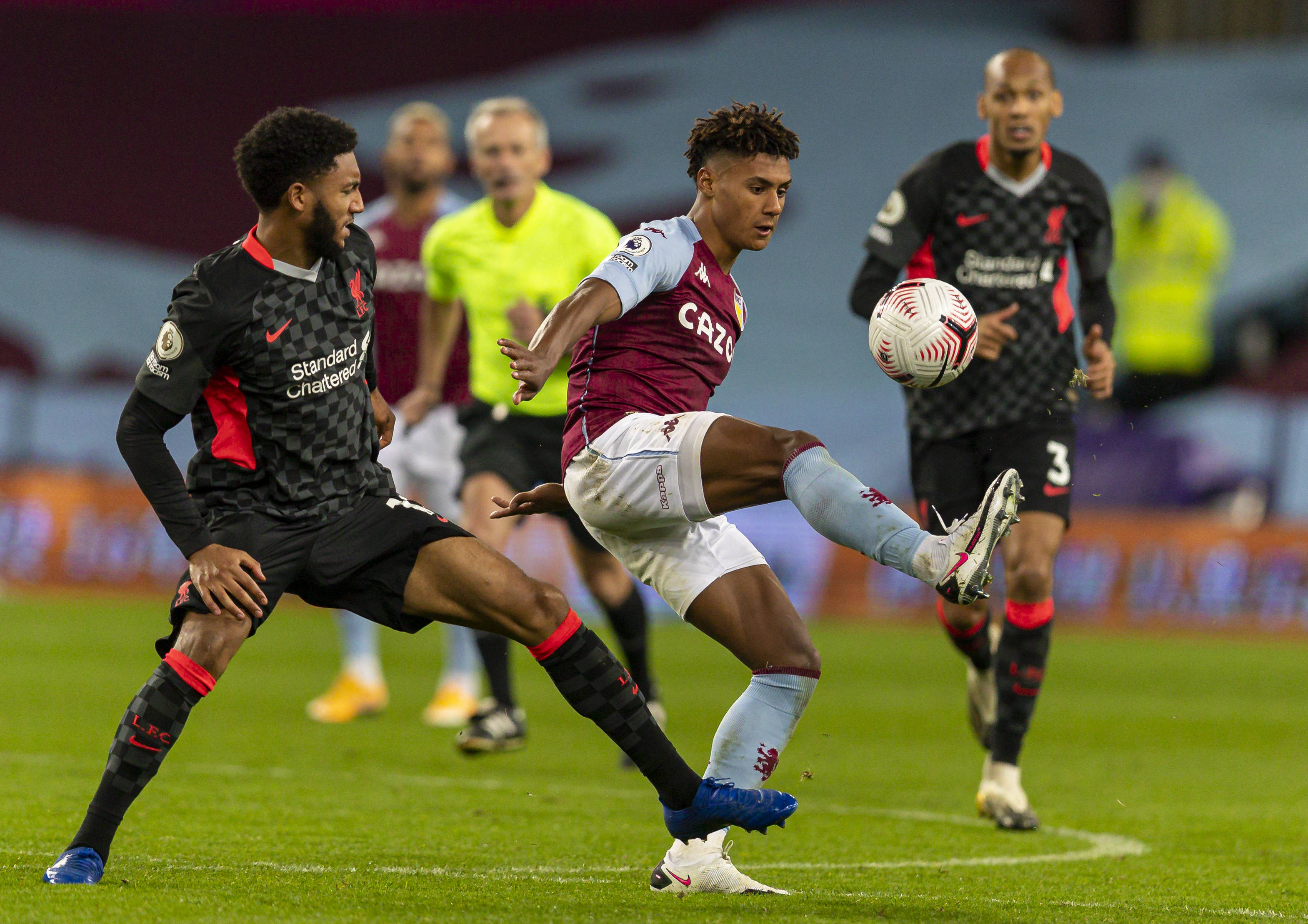 球迷：这队就是来收人头的