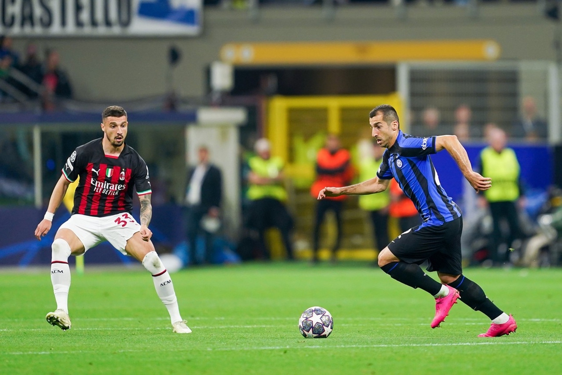 西甲裁判罚下昔日名哨，后者曾执法当年的米兰利物浦欧冠决赛