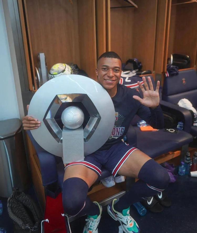 英超前瞻：曼城剑指三分紧追榜首，桑德兰变阵挑战强敌