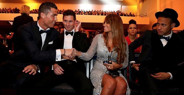 埃迪-豪：我们对阵曼联的战绩还不错，但曼联比上赛季强很多（埃迪-豪：对曼联战绩不俗，但他们较上赛季进步很大）