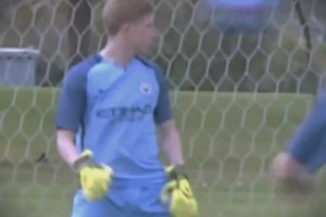 英联杯战报：谢尔基、萨维尼奥破门，曼城2-0布伦特福德进四强（英联杯简讯：谢尔基与萨维尼奥建功，曼城2-0布伦特福德晋级四强）