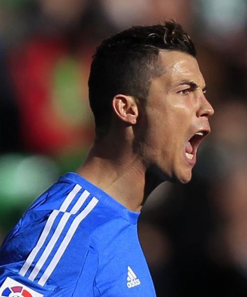 天空体育：曼联预计将向莱比锡正式报价谢什科